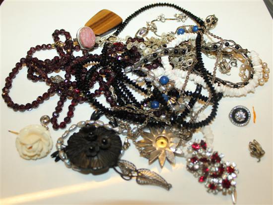 Costume jewellery